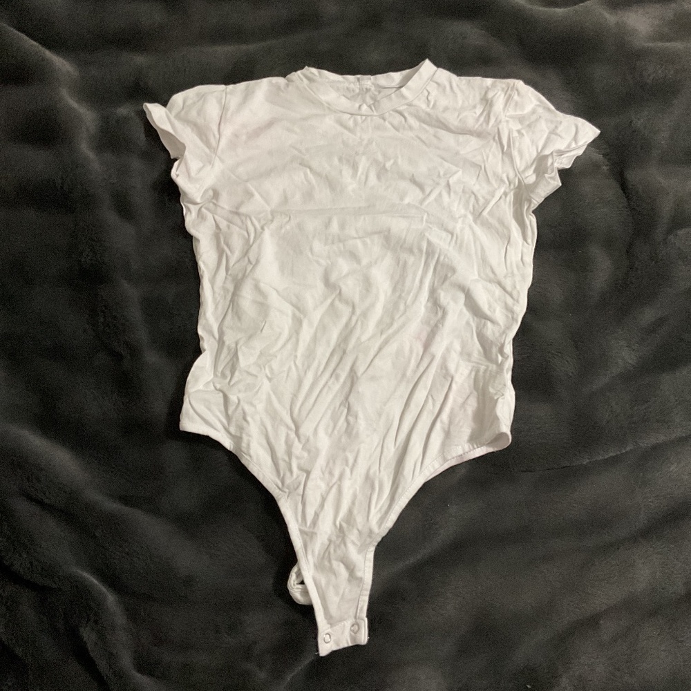 White short sleeve bodysuit